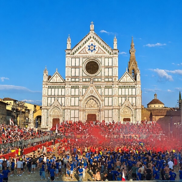 calcio-storico-fiorentino-piazza-santa-croce